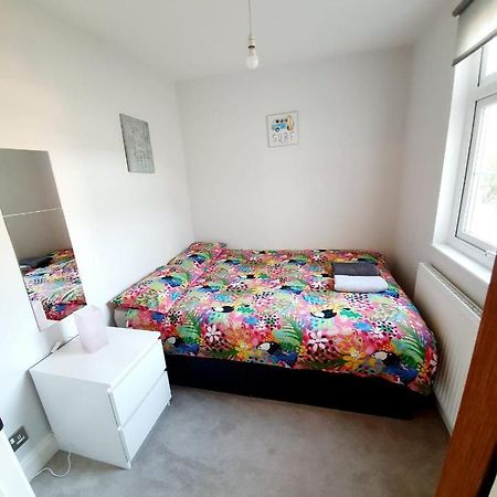Beautiful 3 Bedroom House At The Sea Front - Amazing Location Southend-on-Sea Exterior foto